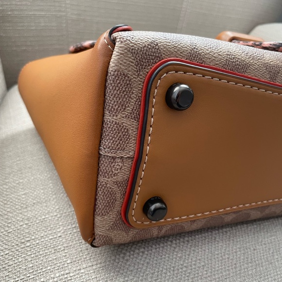 COACH COURIER CARRYALL IN COLORBLOCK LEATHER WITH SNAKESKIN DETAIL - Picture 9 of 16